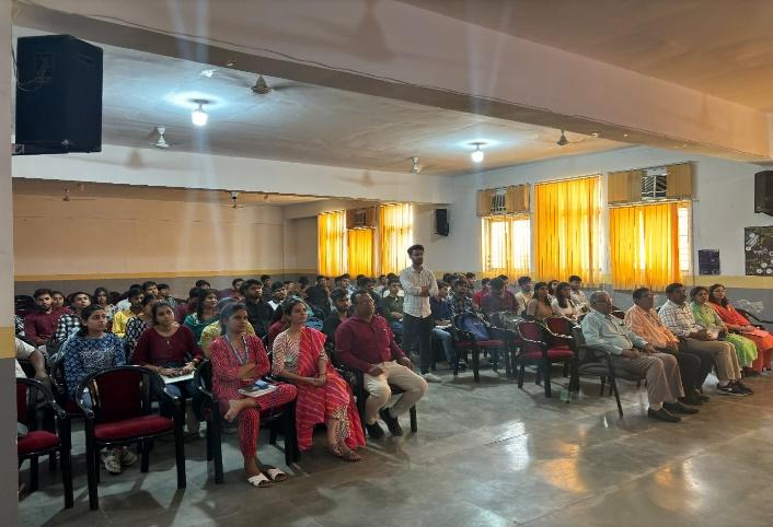 One-Day Workshop on ‘Solderless Breadboard Circuits’